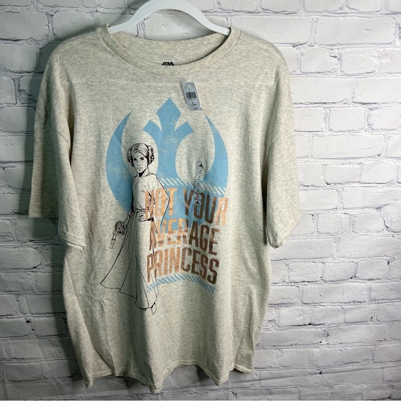 Disney Parks Star Wars Princess Leia Adult T-Shirt XL NWT - Picture 1 of 4